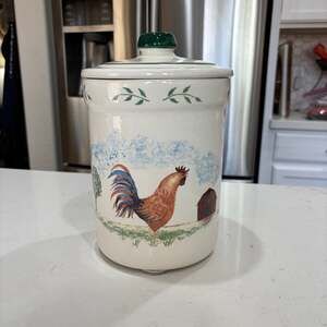 Crock Shop Santa Ana CA Rooster Farmhouse Heavy Ceramic Canister with Lid 10”x7”